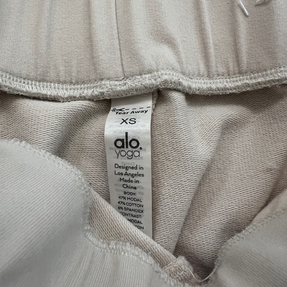 ALO Yoga Pants - Alo yoga jogger